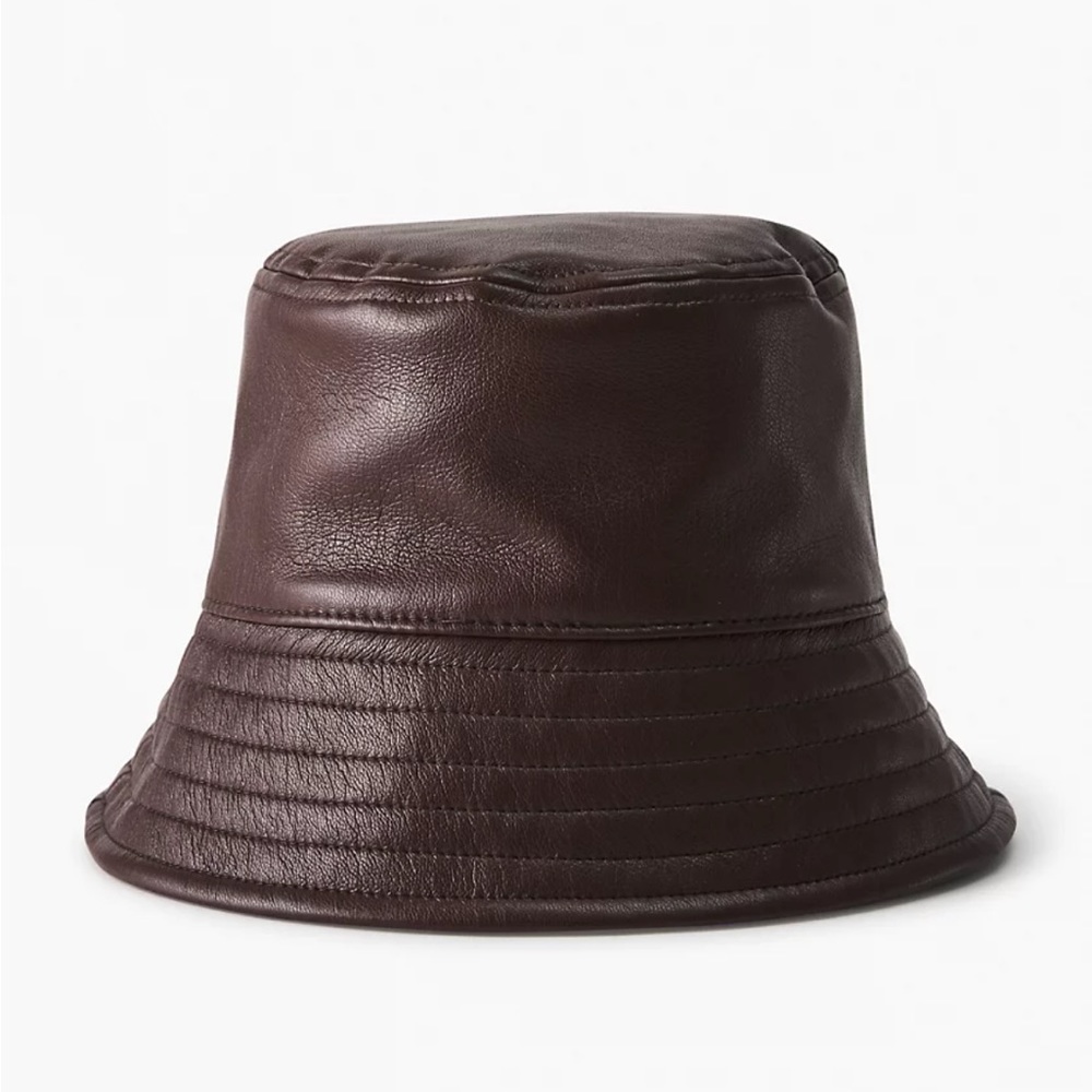 NWT Aritzia Babaton Sandra Bucket Hat